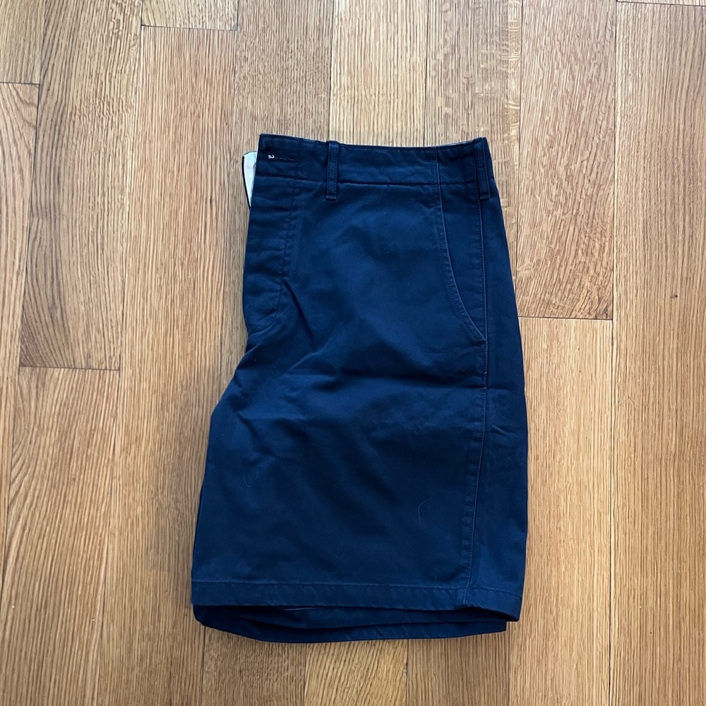 NAVY SHORTS